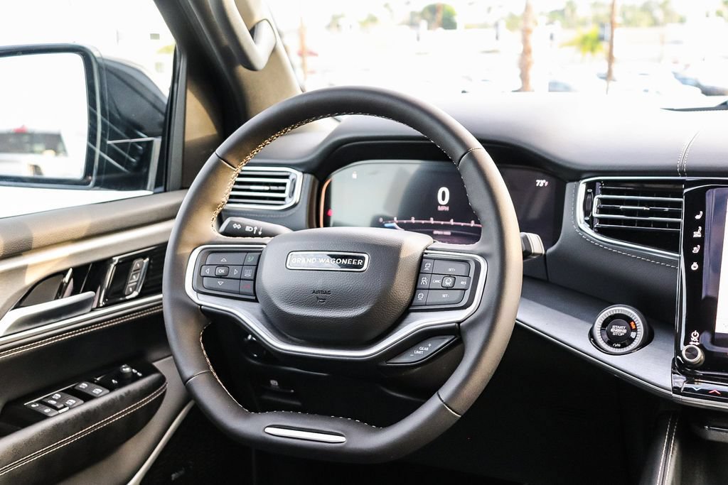 New 2026 Jeep Grand Wagoneer Limited AWD/4WD image 17