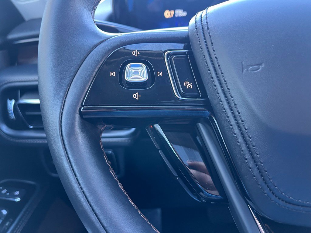 Used 2026 Lincoln Aviator Reserve AWD/4WD image 29