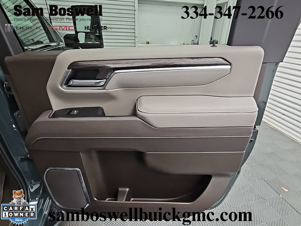 Used 2025 Chevrolet Silverado 2500 LTZ w/ LTZ Convenience Package image 36