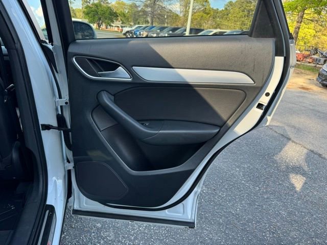 Used 2018 Audi Q3 2.0T Premium w/ Convenience Package AWD/4WD image 12