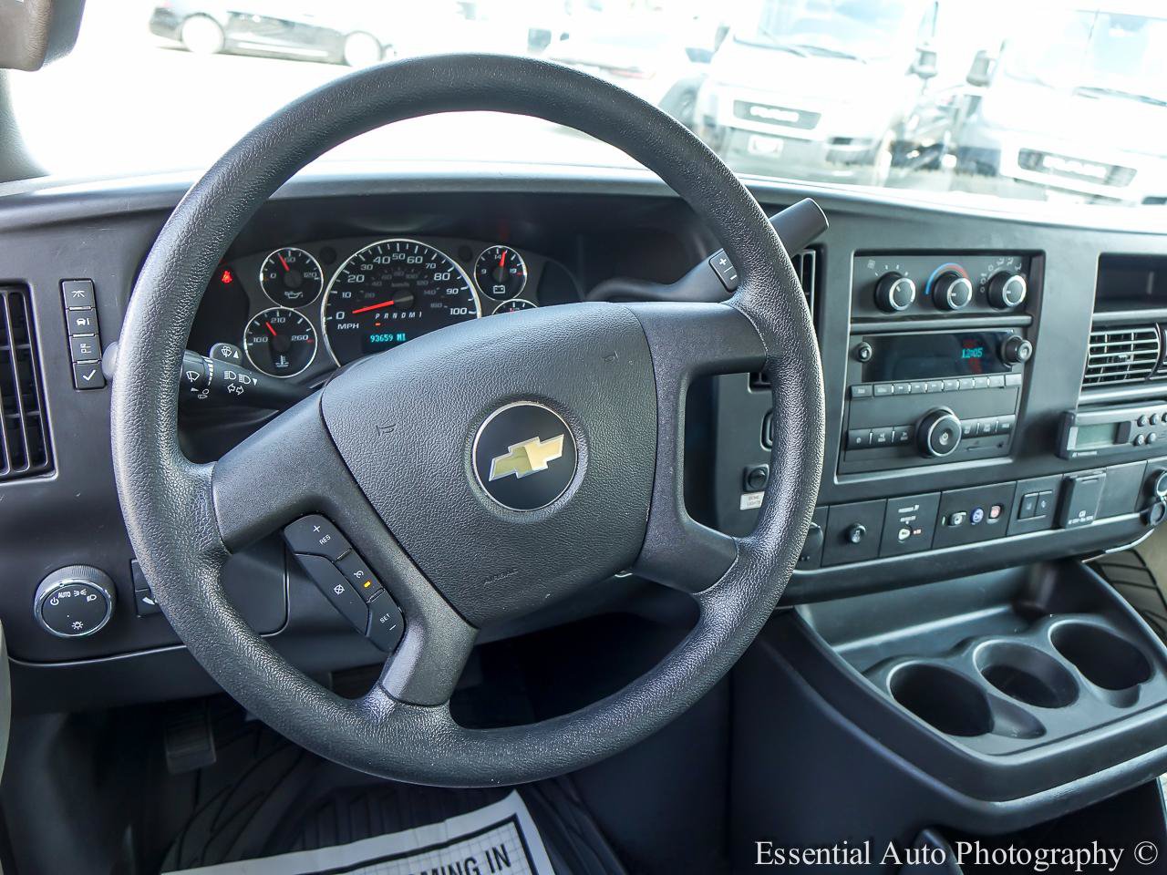 Used 2024 Chevrolet Express 3500 w/ Power Convenience Package RWD image 10