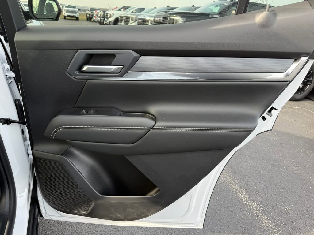 New 2026 GMC Terrain Elevation w/ Elevation Premium Package AWD/4WD image 39