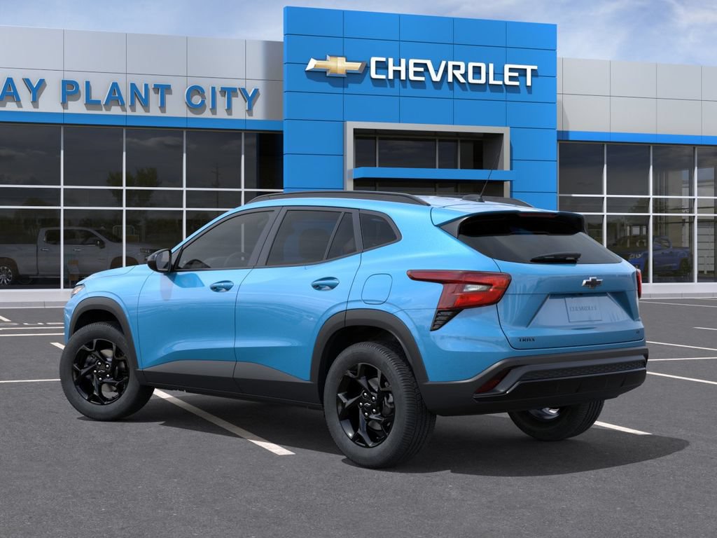 New 2026 Chevrolet Trax LT w/ Driver Confidence Package FWD image 3