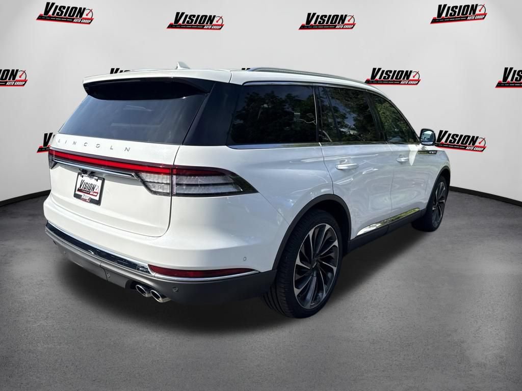 Used 2022 Lincoln Aviator Reserve w/ Equipment Group 201A AWD/4WD image 5