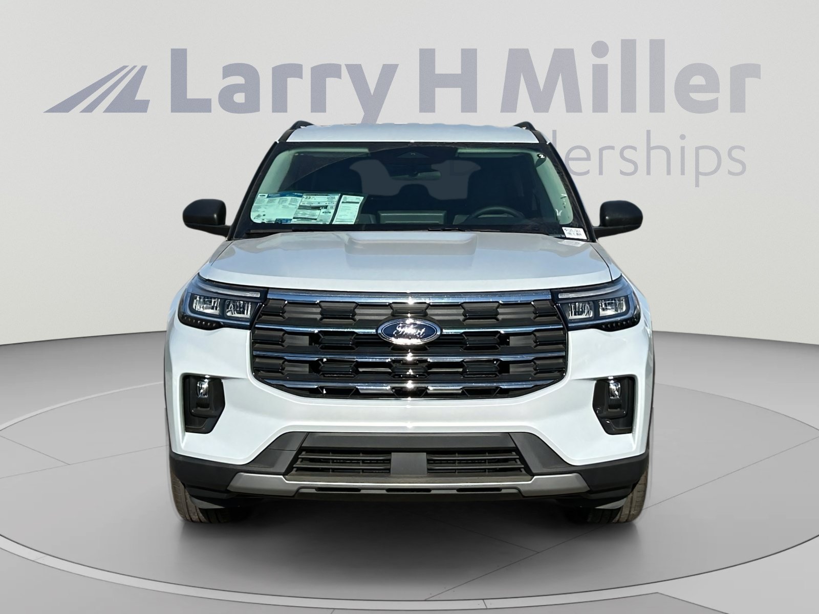 New 2026 Ford Explorer Active w/ Active Comfort Package AWD/4WD image 8