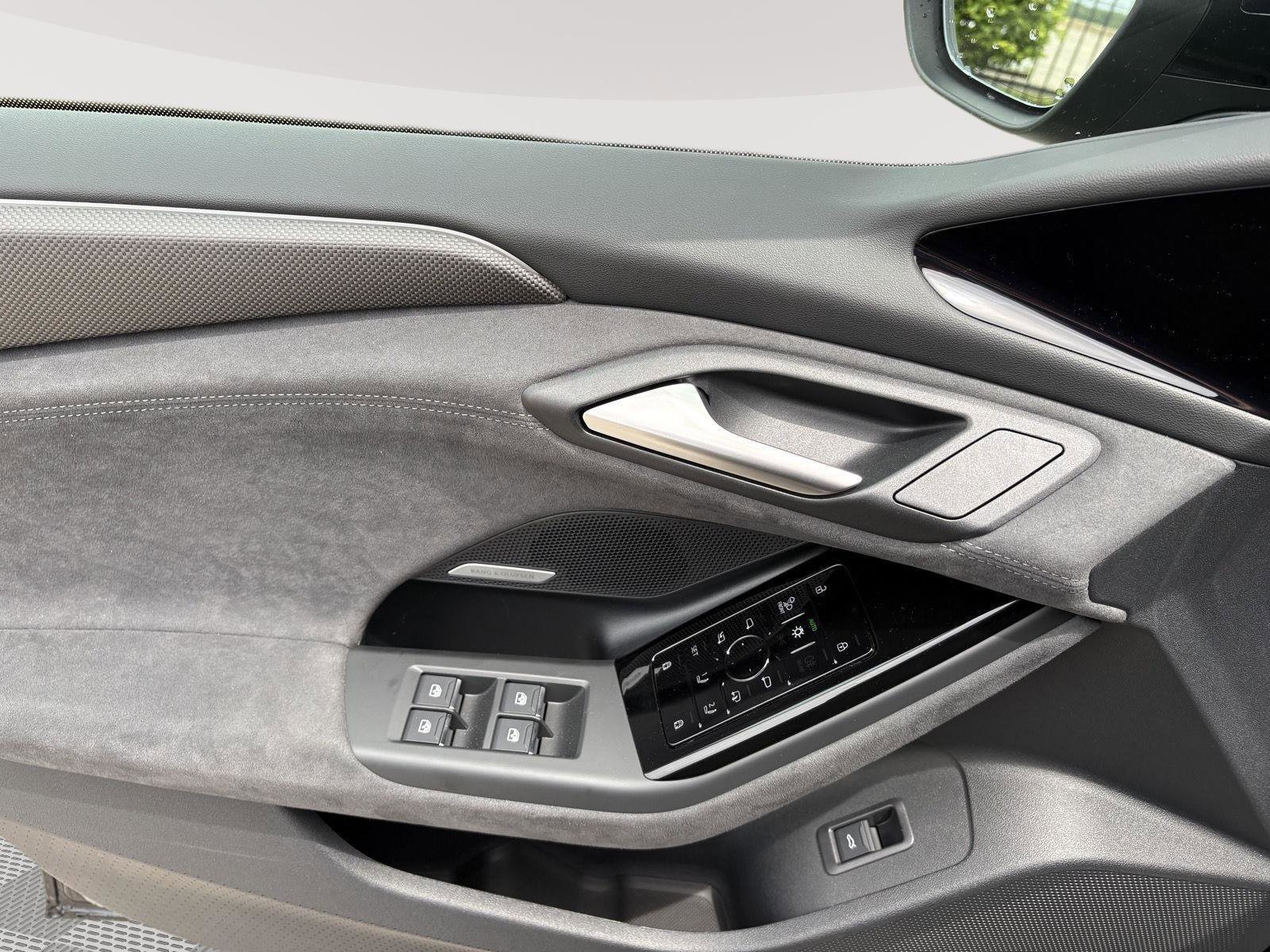 New 2027 Audi S6 e-tron Premium Plus AWD/4WD image 12