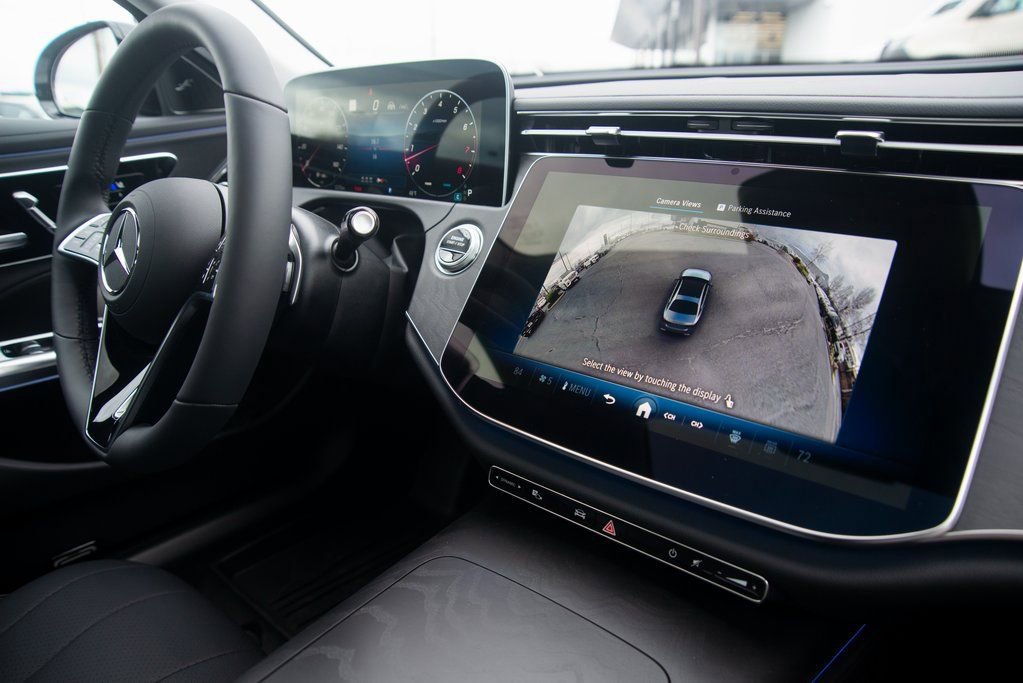 Certified 2025 Mercedes-Benz E 350 4MATIC Sedan image 37