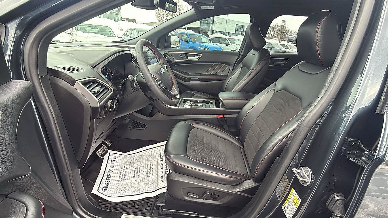 Used 2024 Ford Edge ST-Line w/ Cargo Accessory Package AWD/4WD image 25