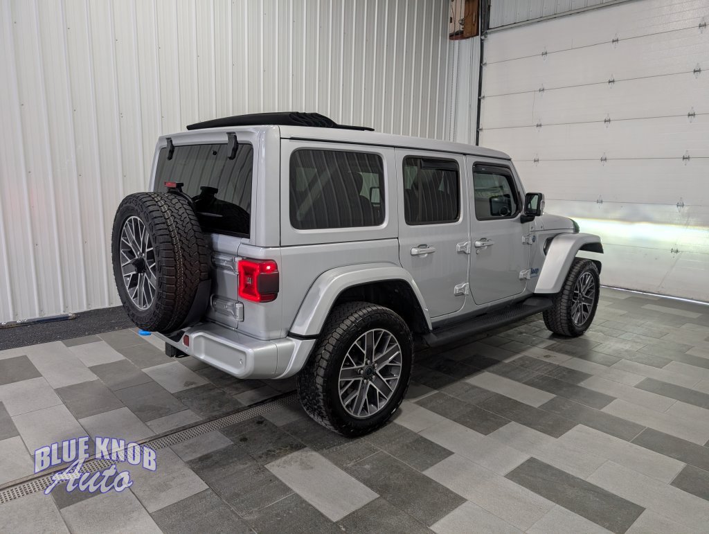 Used 2024 Jeep Wrangler High Altitude AWD/4WD image 4