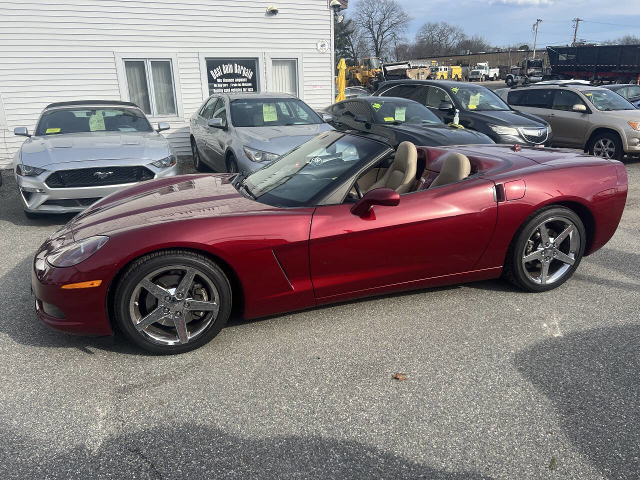 Used 2005 Chevrolet Corvette Convertible w/ Preferred Equipment Group RWD image 17