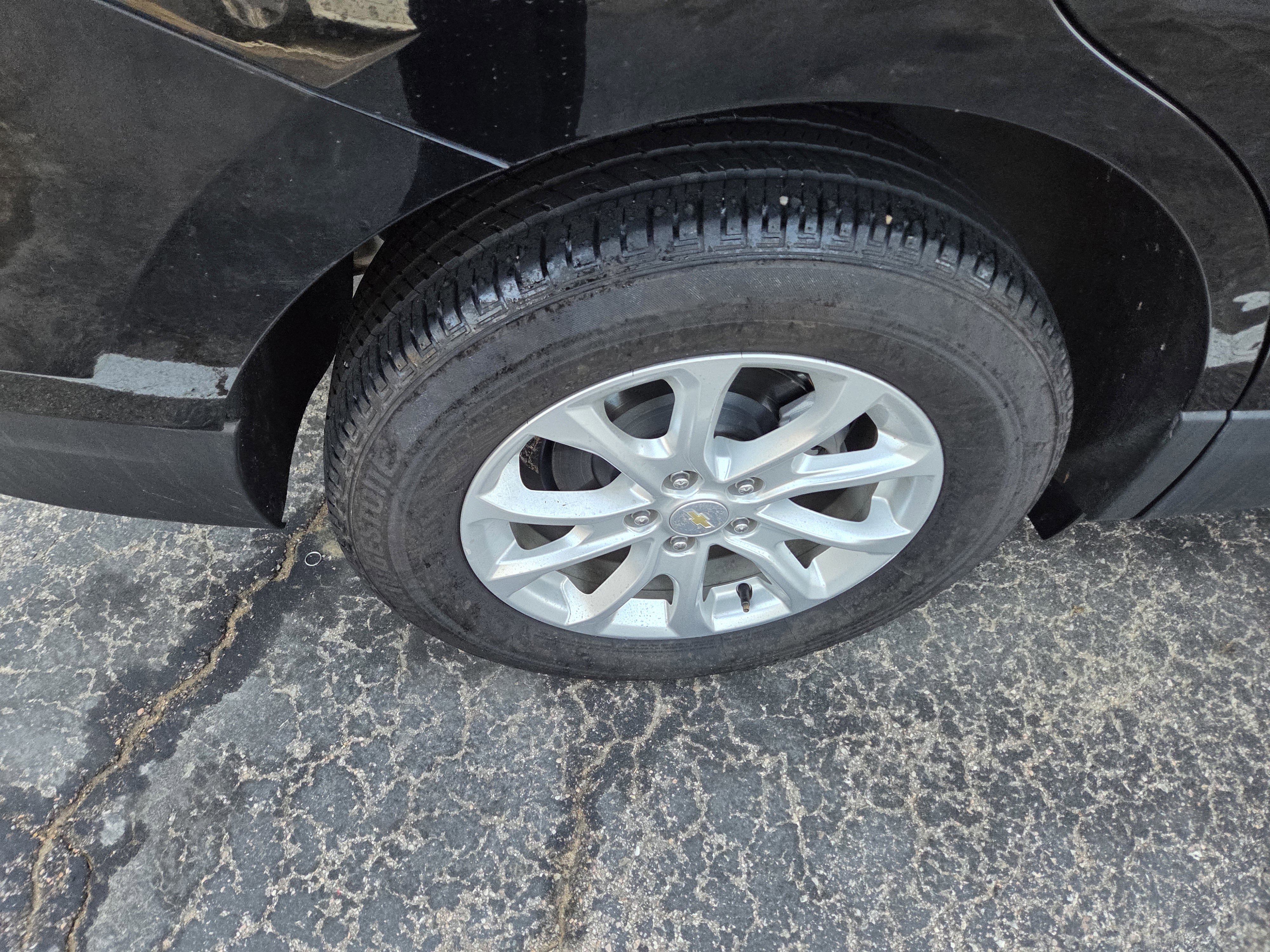 Used 2021 Chevrolet Equinox LT image 11