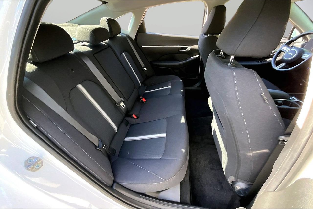 Used 2025 Hyundai Sonata SEL FWD image 23