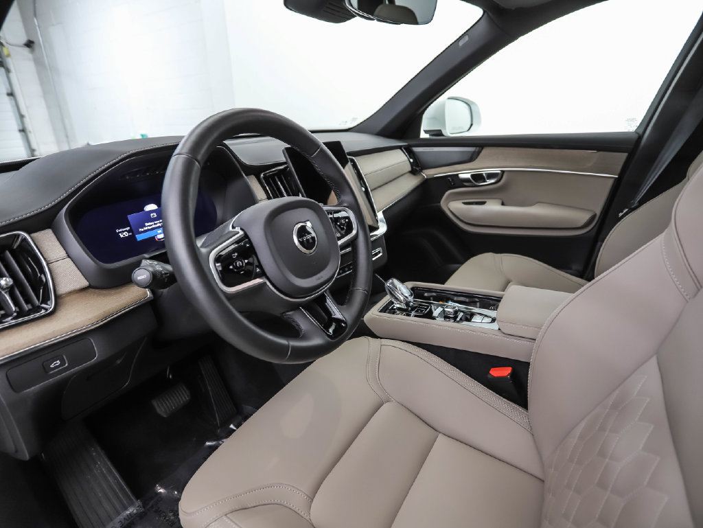 Used 2026 Volvo XC90 B6 Plus AWD/4WD image 10