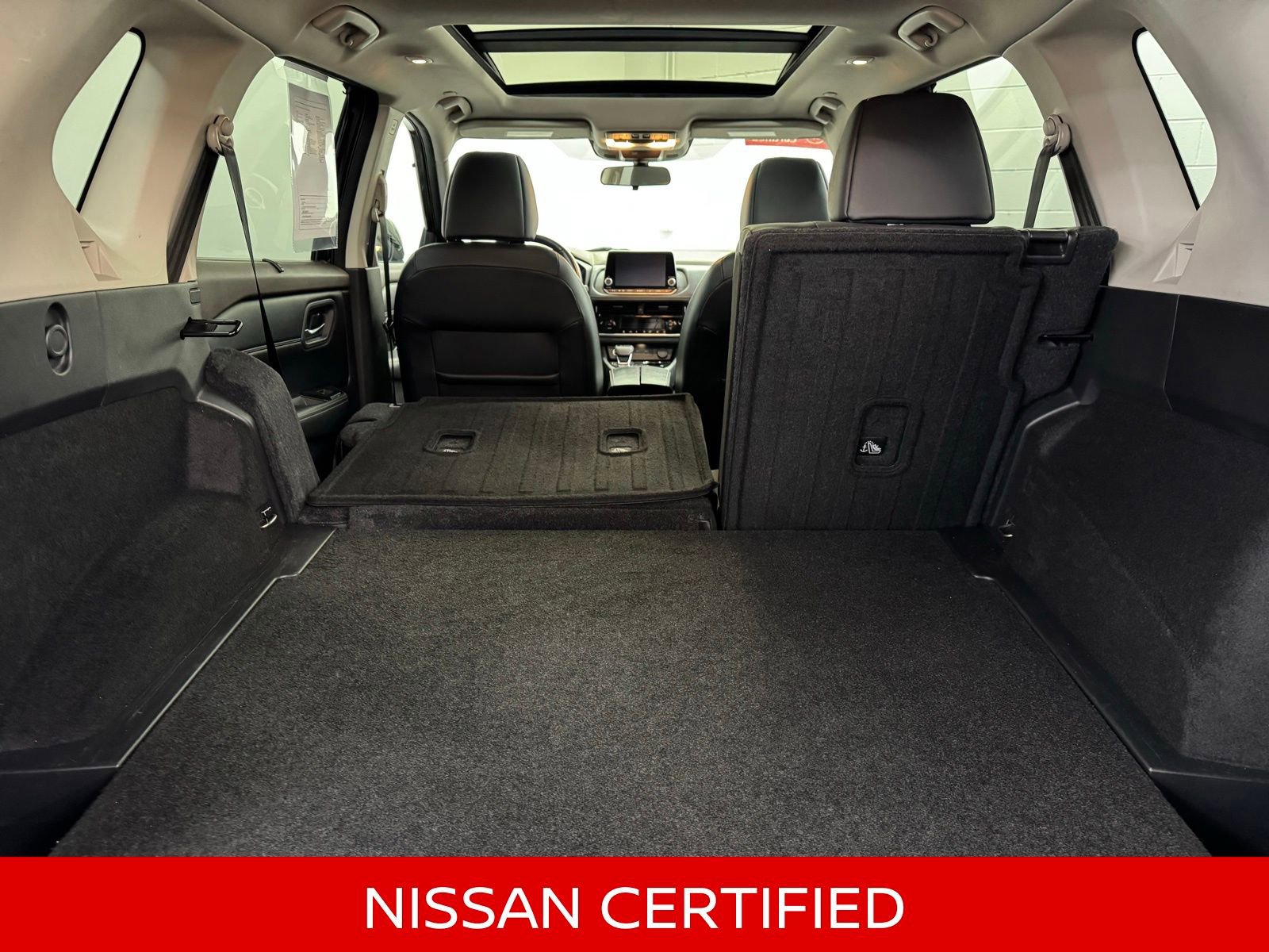 Certified 2022 Nissan Rogue SV w/ SV Premium Package image 41