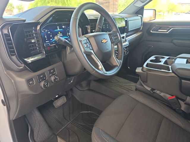 Used 2023 Chevrolet Silverado 1500 LT AWD/4WD image 10
