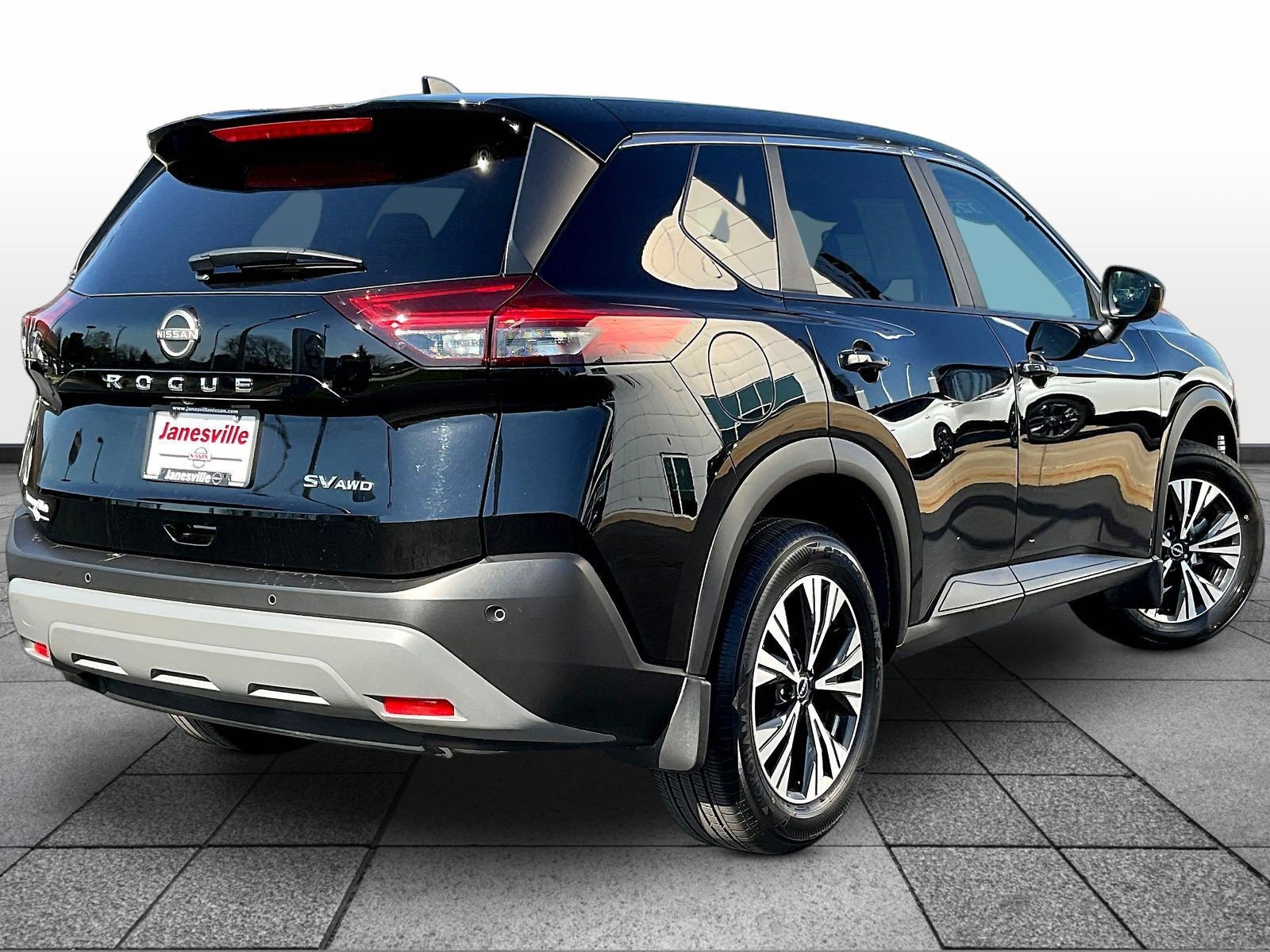 Used 2023 Nissan Rogue SV AWD/4WD image 7