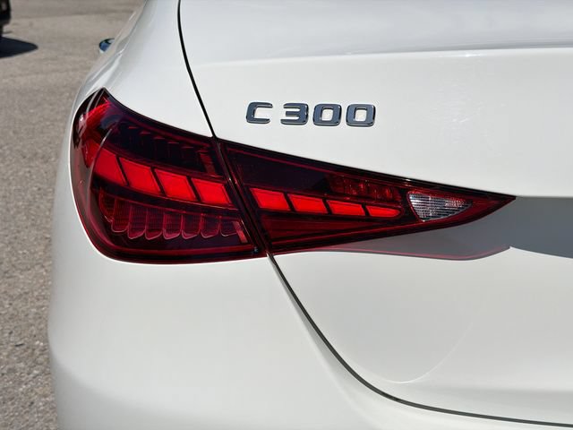 Used 2025 Mercedes-Benz C 300 4MATIC Sedan image 10