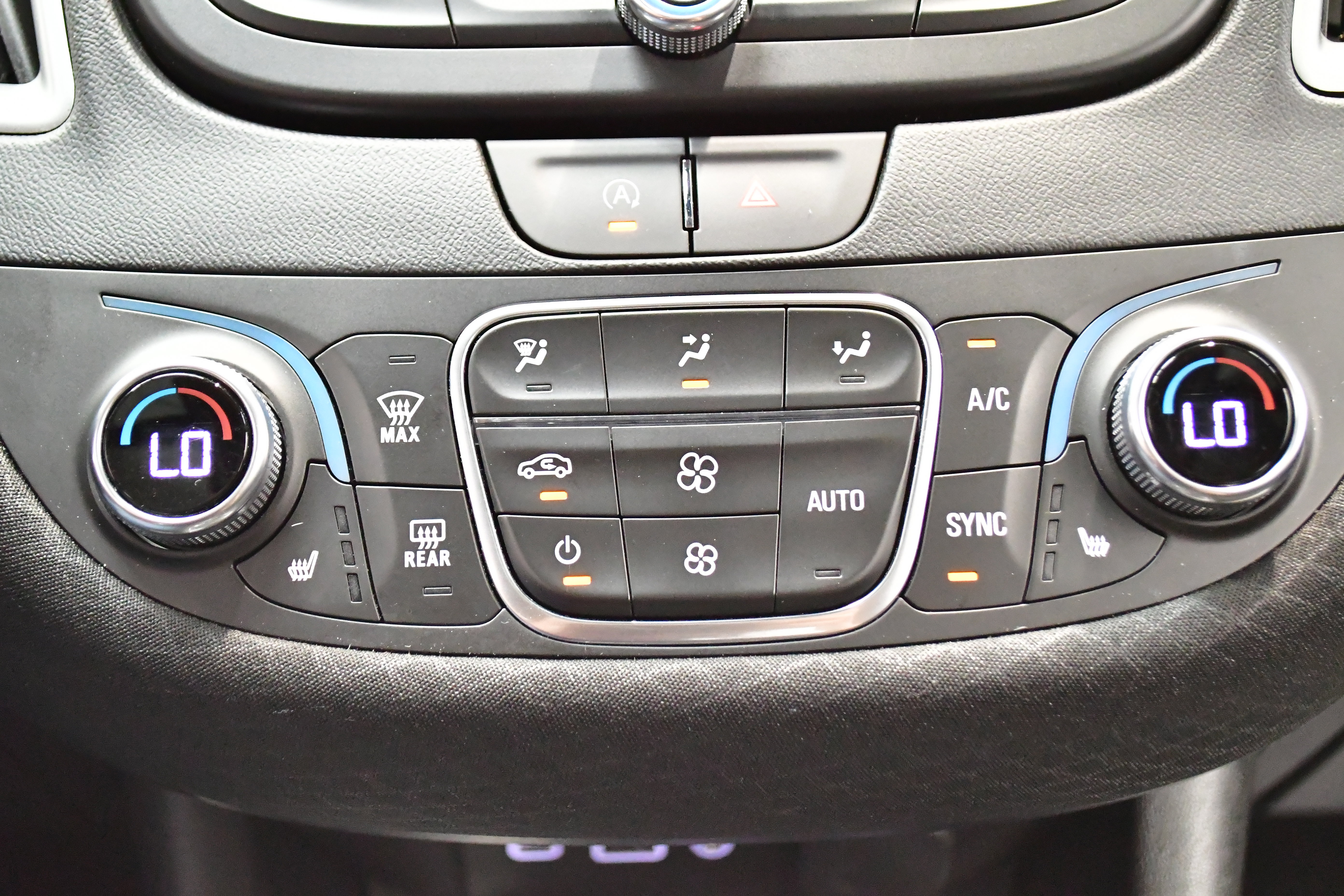 Used 2024 Chevrolet Malibu LT image 53