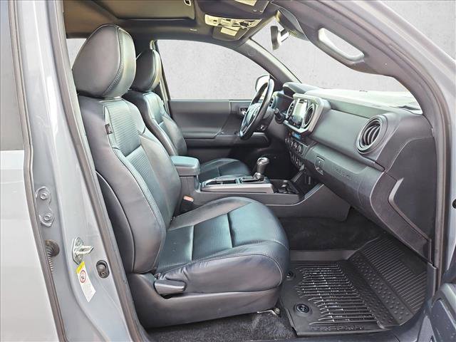 Used 2019 Toyota Tacoma TRD Off-Road image 21