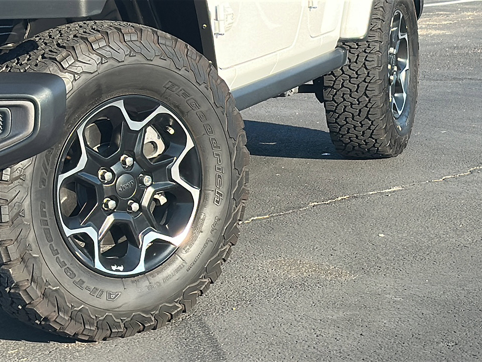 Used 2021 Jeep Wrangler Unlimited Rubicon 4xe w/ Safety Group image 3