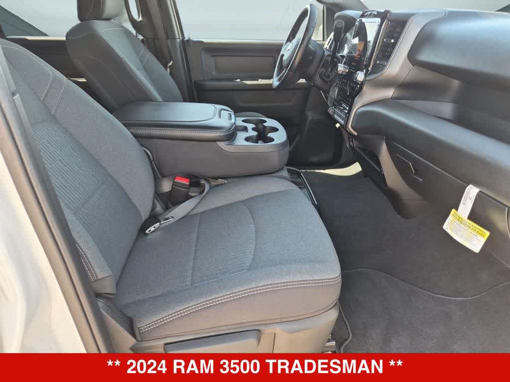 Used 2024 RAM 3500 Tradesman w/ Towing Technology Group AWD/4WD image 20