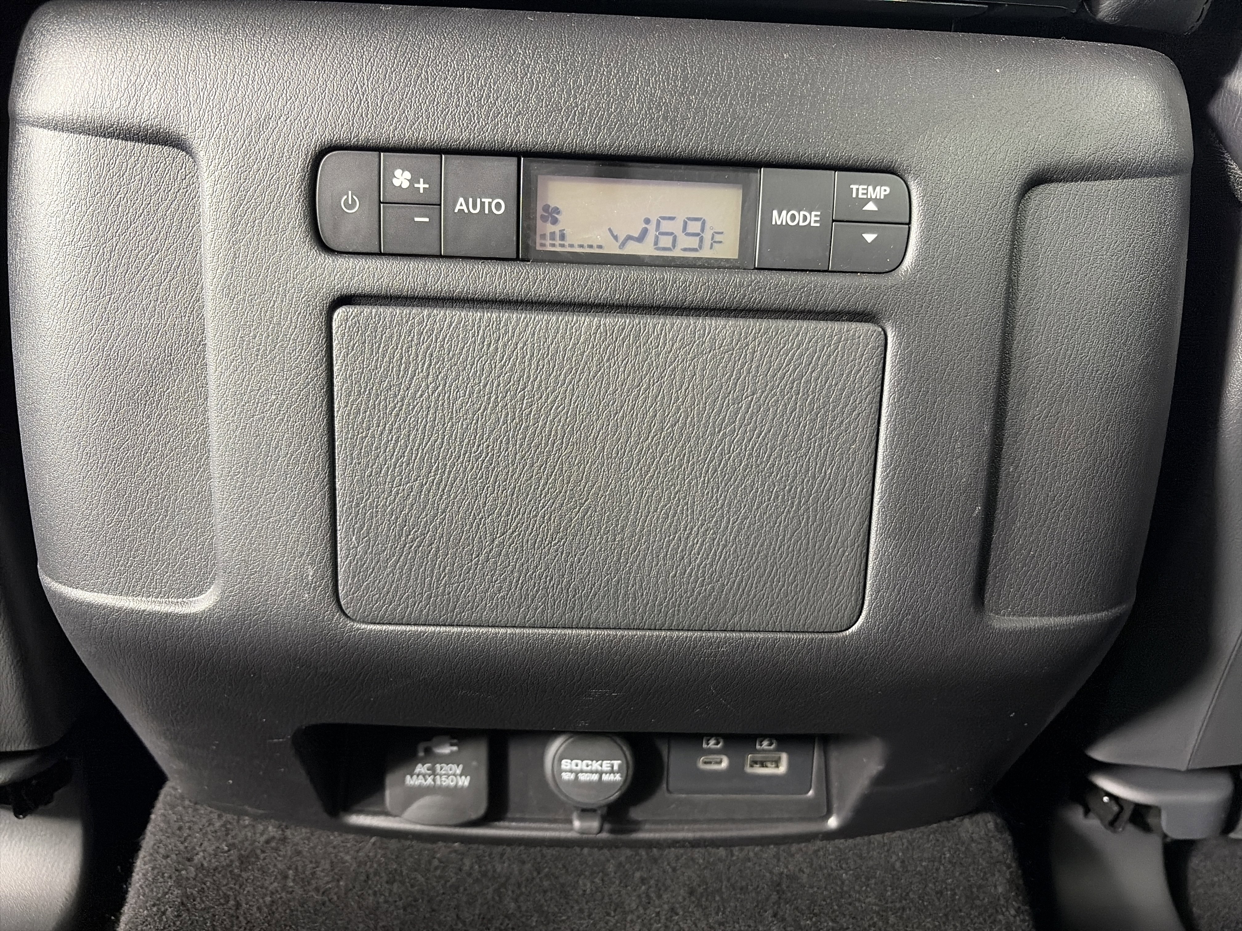 Certified 2024 Nissan Armada SL AWD/4WD image 19