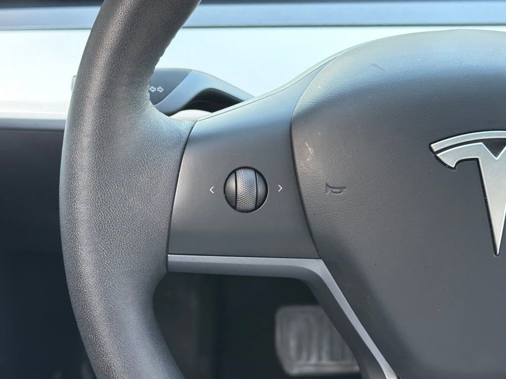 Used 2023 Tesla Model 3 Standard Range RWD image 43