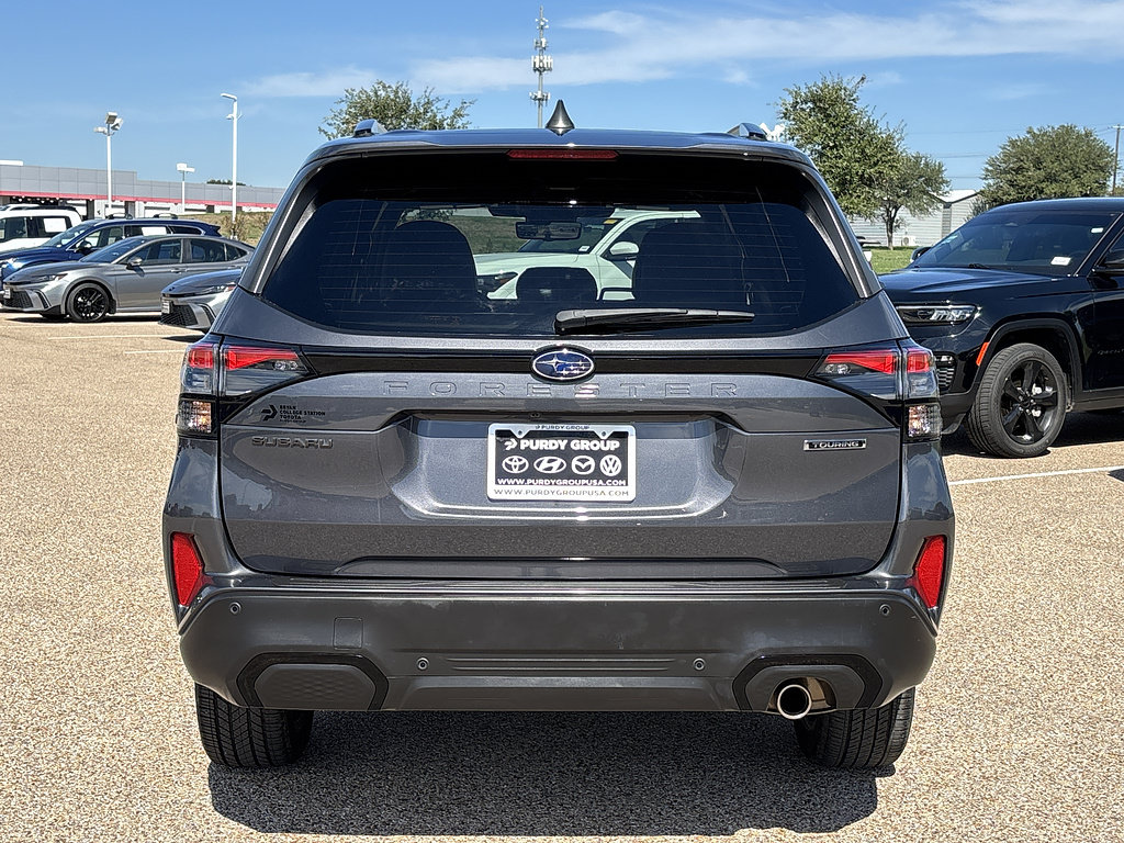 Used 2025 Subaru Forester Touring AWD/4WD image 6