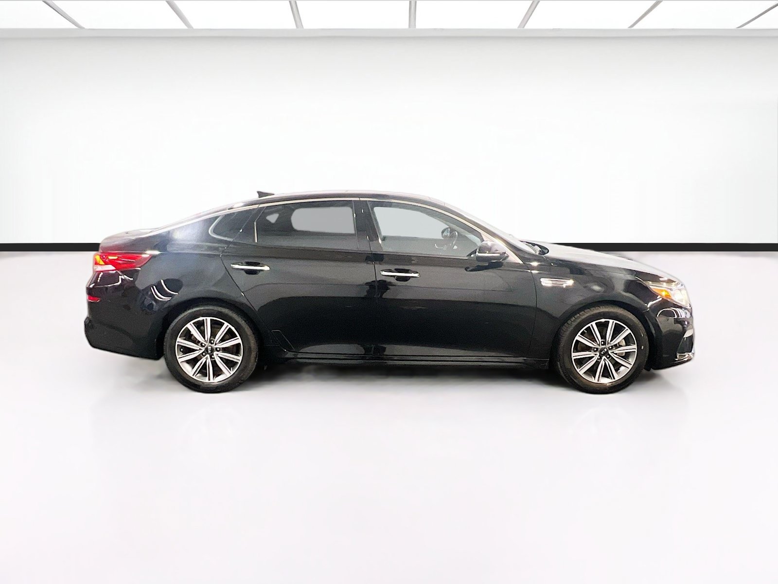 Used 2019 Kia Optima EX w/ EX Premium Package FWD image 26