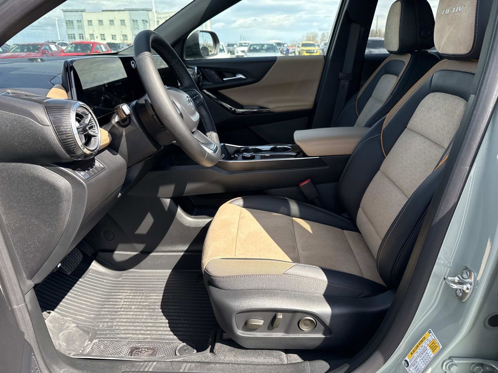 New 2026 Chevrolet Equinox ACTIV w/ Convenience Package III image 9