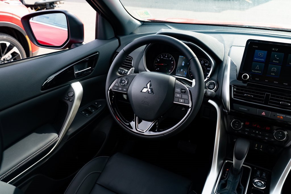 New 2025 Mitsubishi Eclipse Cross SEL image 9