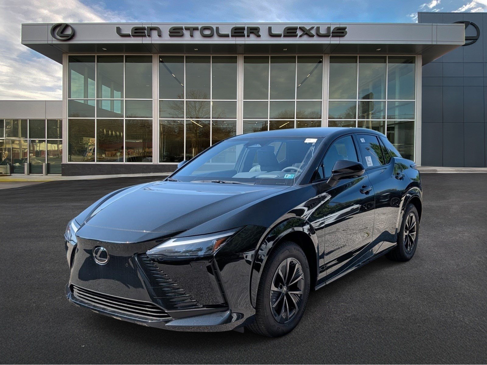 New 2026 Lexus RZ 450e AWD w/ Technology Package image 4