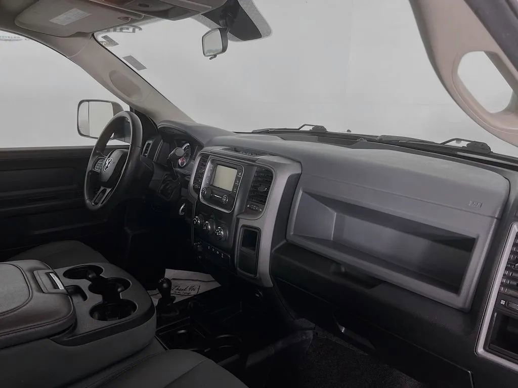 Used 2018 RAM 2500 Tradesman w/ Chrome Appearance Group AWD/4WD image 27