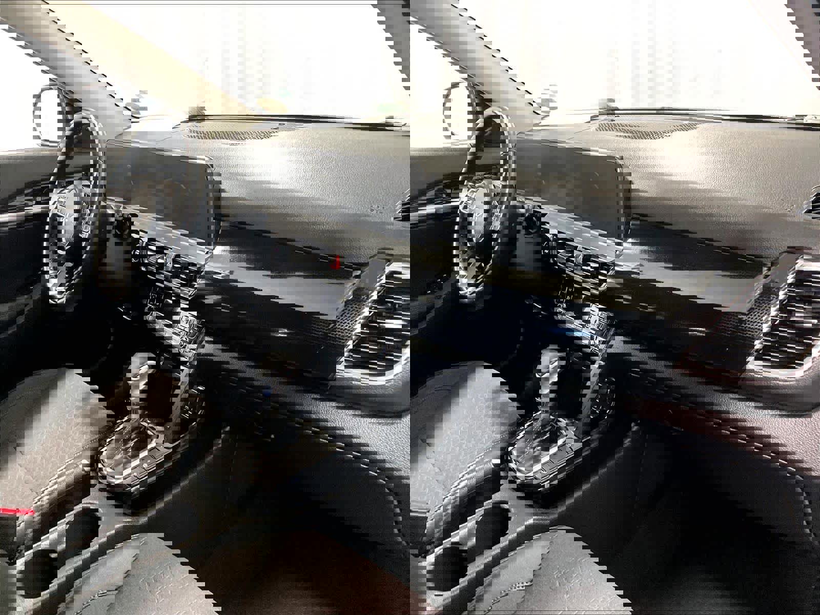 Used 2025 Kia Seltos S image 14