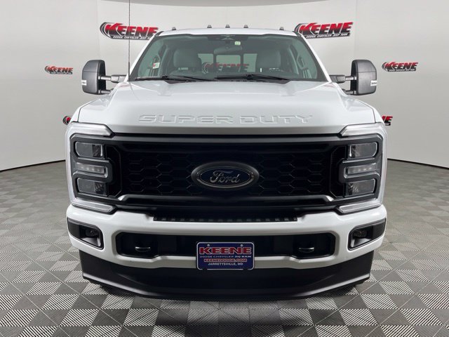Used 2023 Ford F250 XL w/ STX Appearance Package AWD/4WD image 4