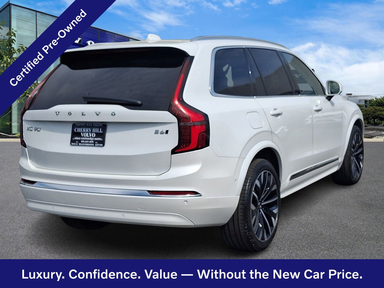 Certified 2025 Volvo XC90 B6 Plus AWD/4WD image 7