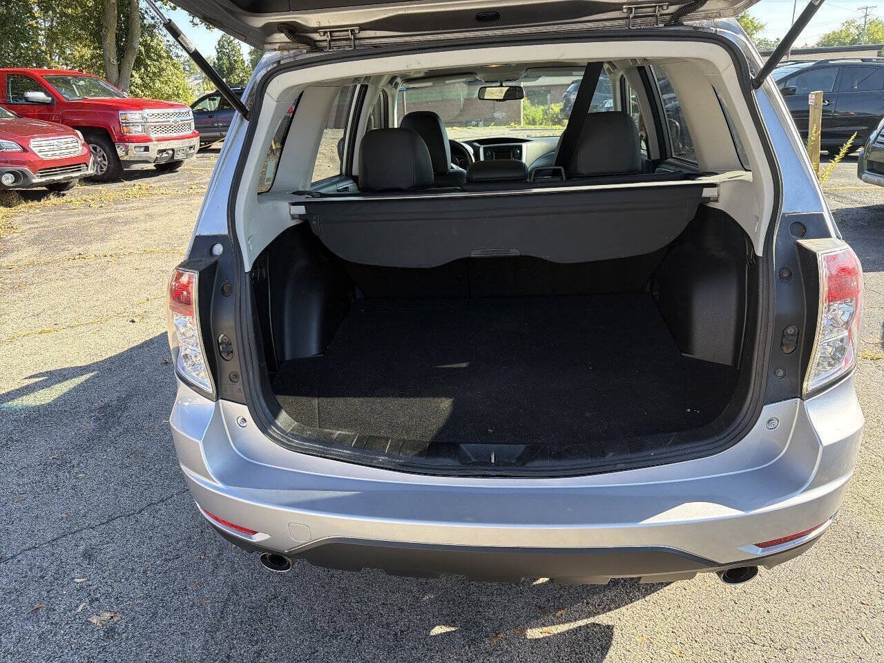 Used 2013 Subaru Forester 2.5X Limited AWD/4WD image 12