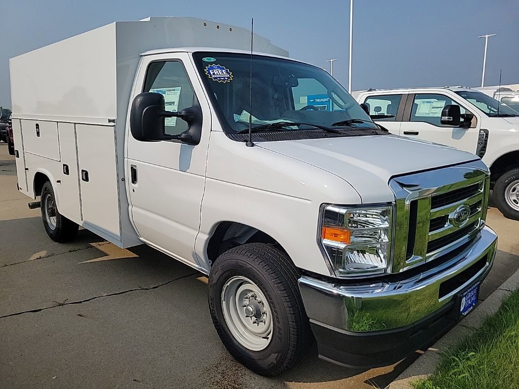 New 2025 Ford E-350 and Econoline 350 Super Duty w/ Power Equipment Group image 7