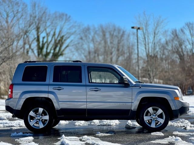Used 2015 Jeep Patriot Latitude image 4