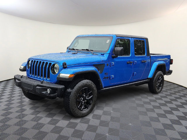 Used 2023 Jeep Gladiator Sport AWD/4WD image 3