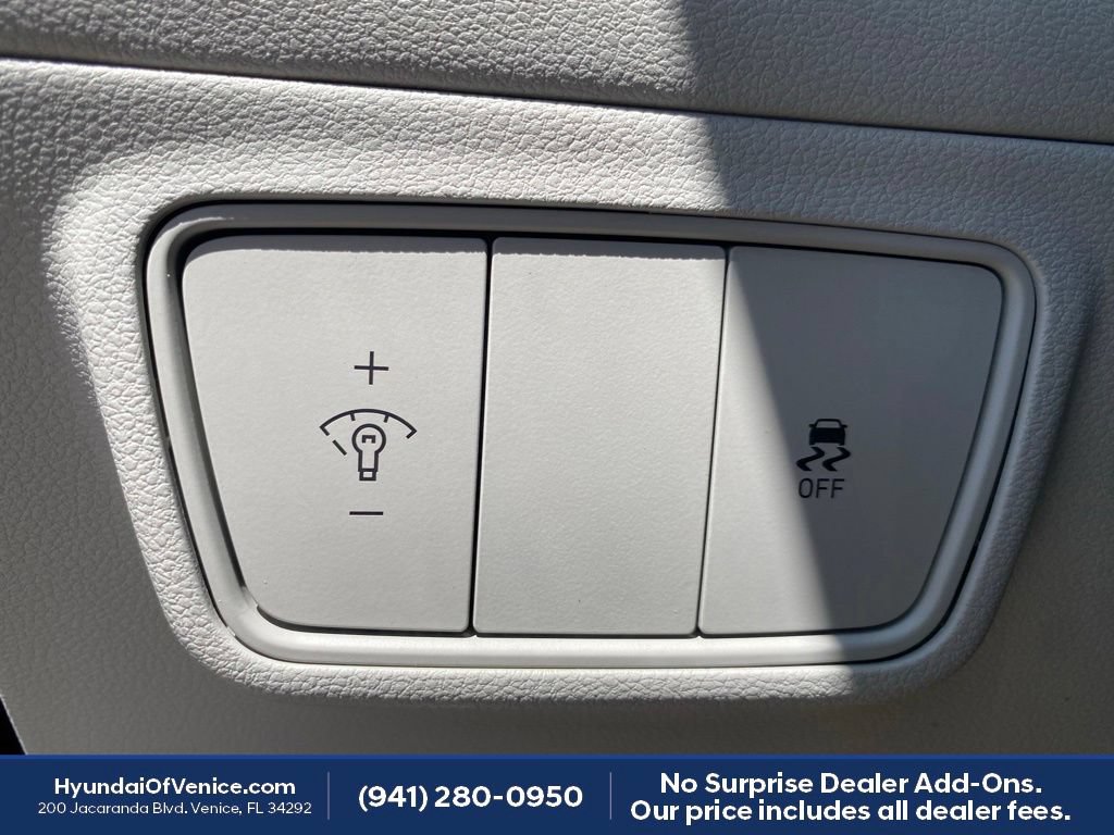 Certified 2022 Hyundai Tucson SEL FWD image 13