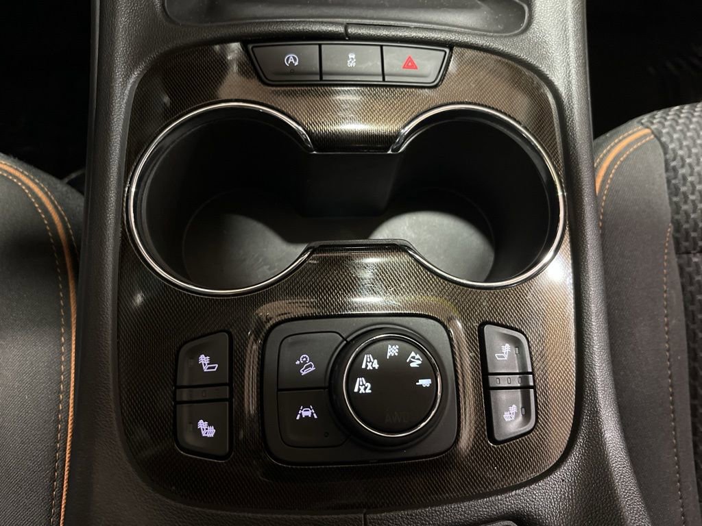Certified 2023 GMC Acadia AT4 w/ Trailering Package AWD/4WD image 36