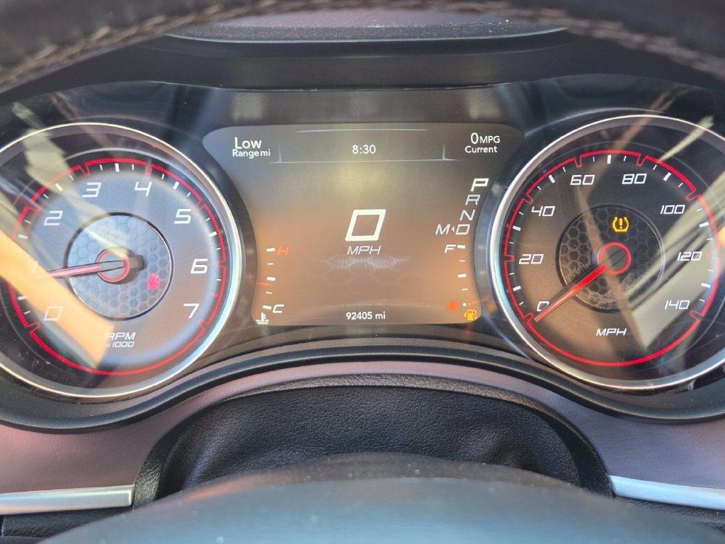 Used 2019 Dodge Charger SXT w/ Leather Interior Group RWD image 27