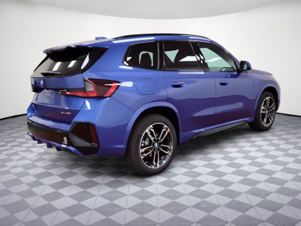 Used 2026 BMW X1 xDrive28i w/ Technology Package AWD/4WD image 9