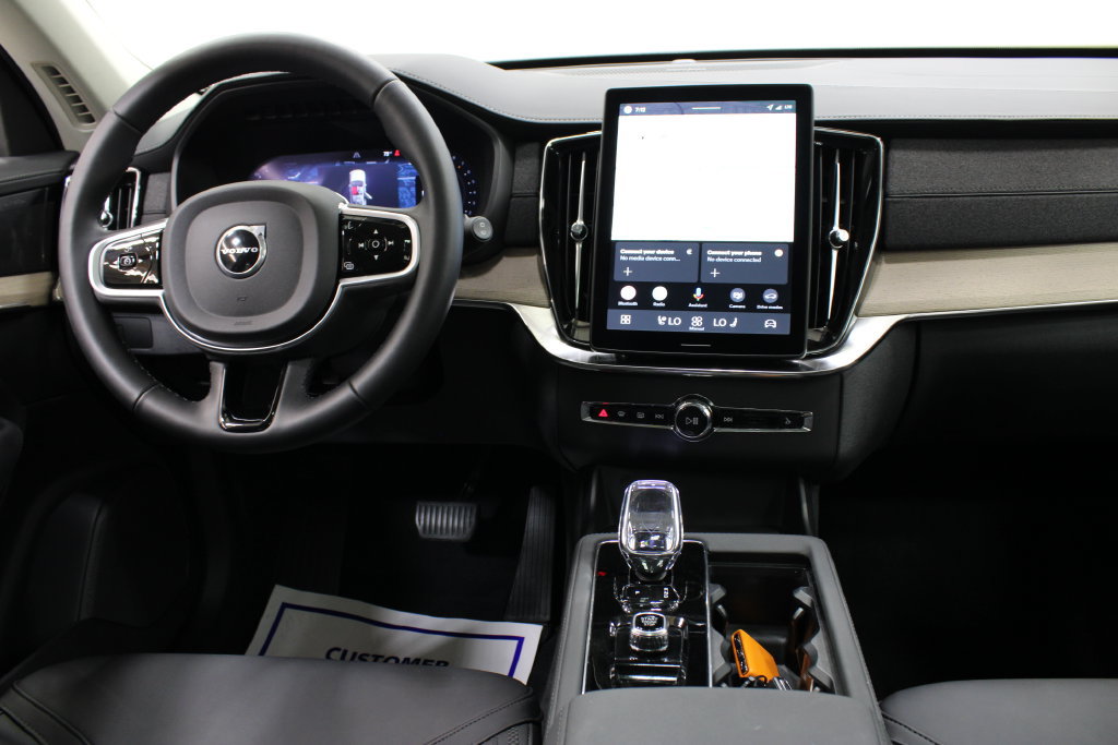 Used 2026 Volvo XC90 B6 Plus AWD/4WD image 9