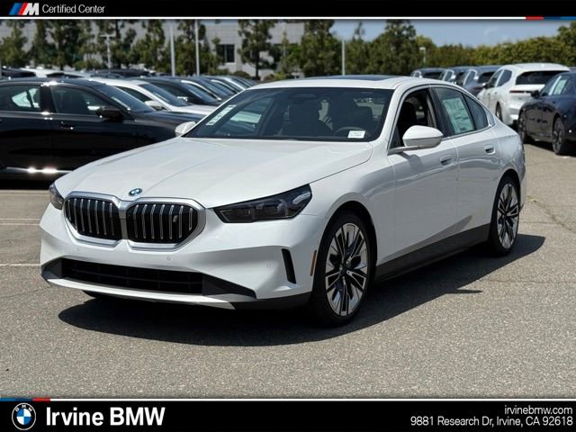 New 2026 BMW i5 eDrive40