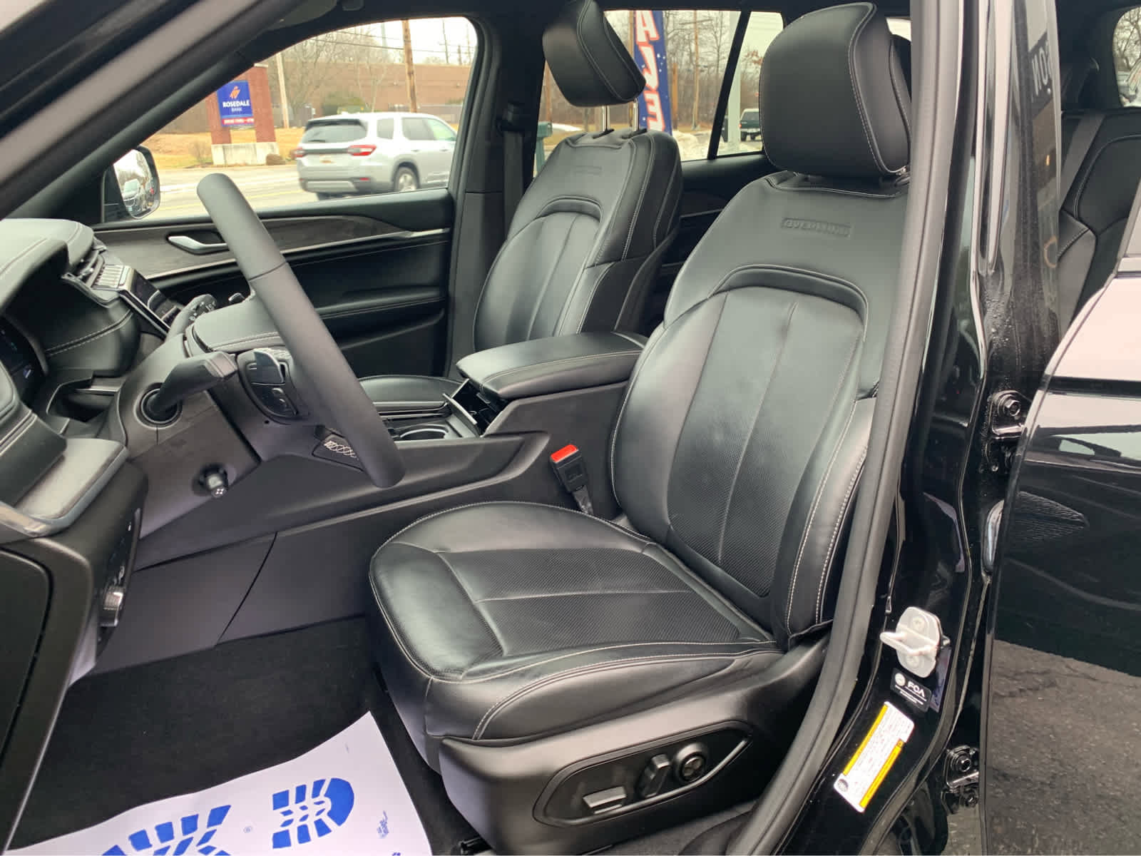 Used 2022 Jeep Grand Cherokee Overland image 23