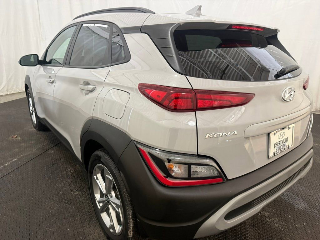 Certified 2023 Hyundai Kona SEL w/ Convenience Package image 11