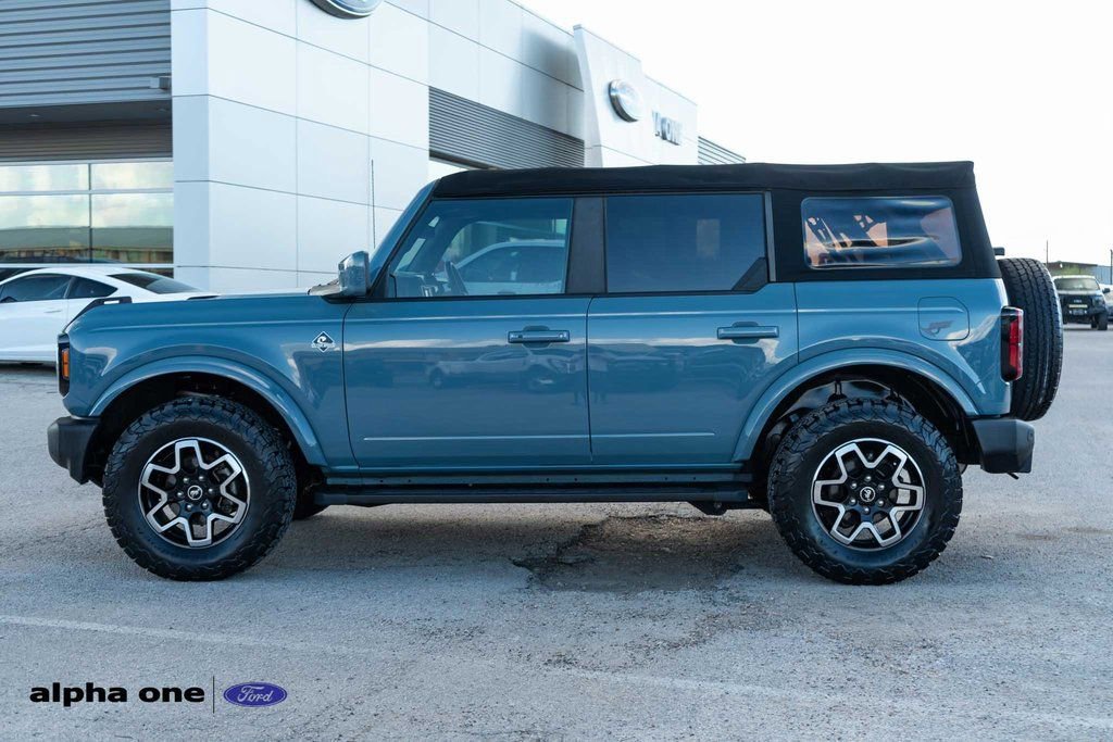 Used 2022 Ford Bronco Outer Banks image 8