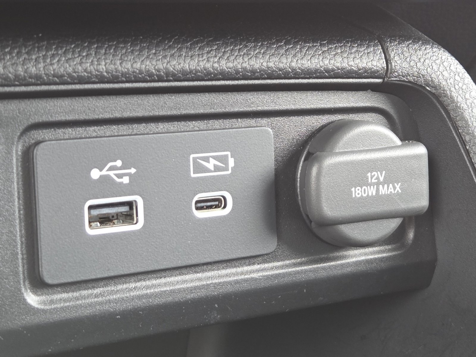 Used 2024 Honda Pilot Touring image 32